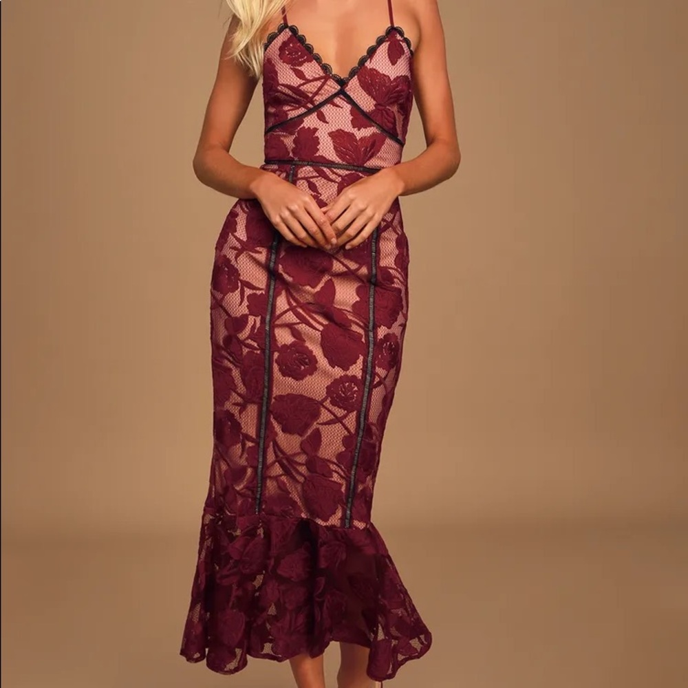 Alluring Dream Burgundy Floral Mesh Lace Trumpet Midi Dress